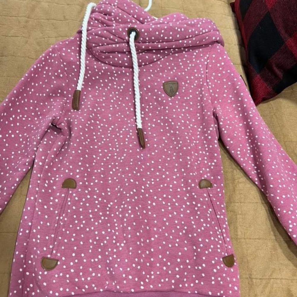 Wanakome Hoodie